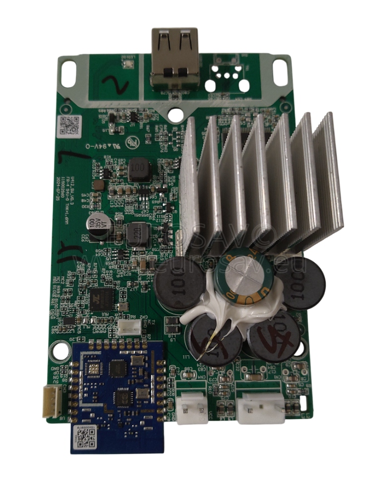 CARTE ELECTRONIQUE AMP. DU CAISSON DE BASSE
