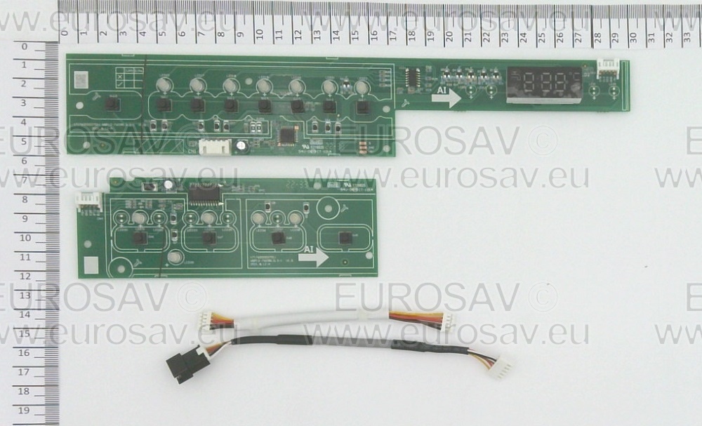 ENSEMBLE DE CARTES ELECTRONIQUES