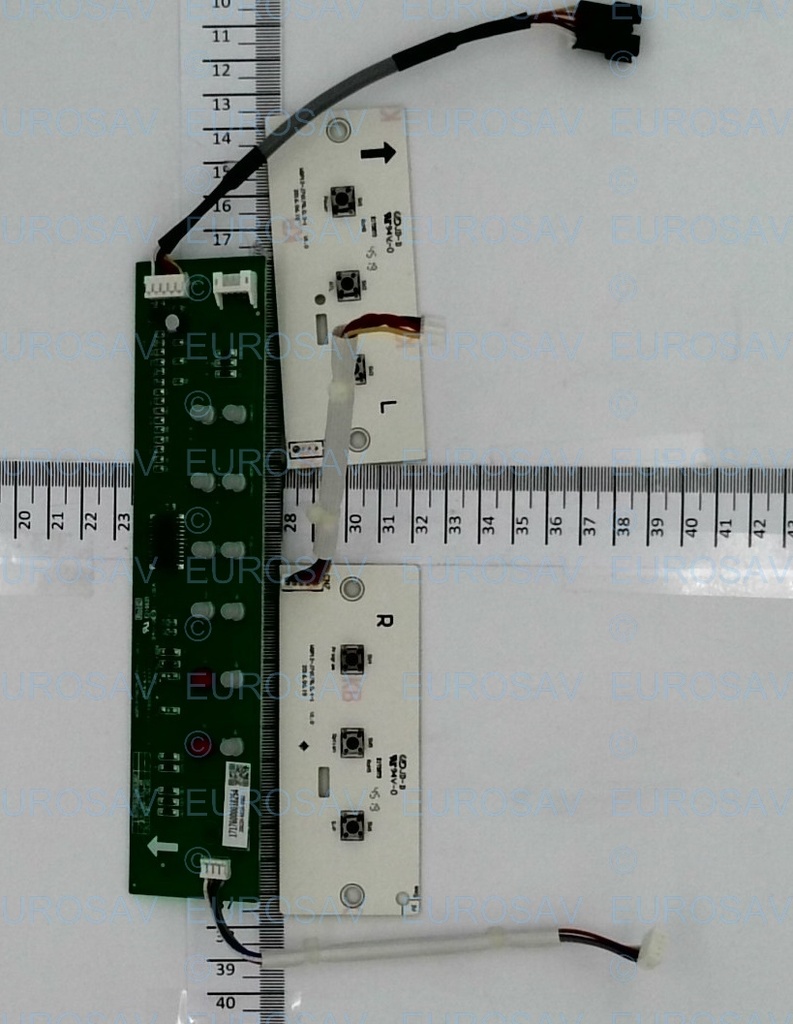 ENSEMBLE DE CARTES ELECTRONIQUES