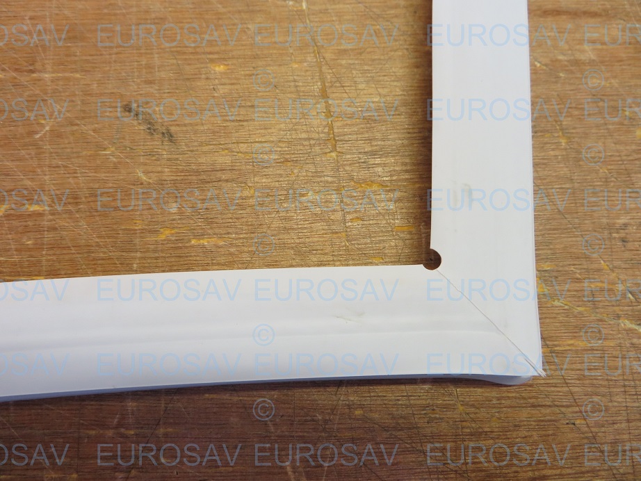 JOINT DE PORTE BLANC